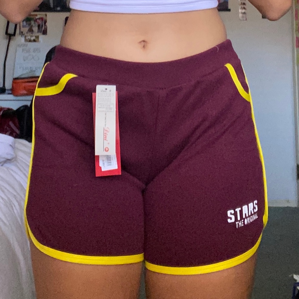 Colored shorts - Picture 2 of 4